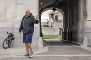 Senate passes Manchin-Romney dress code resolution in response to Fetterman's shorts